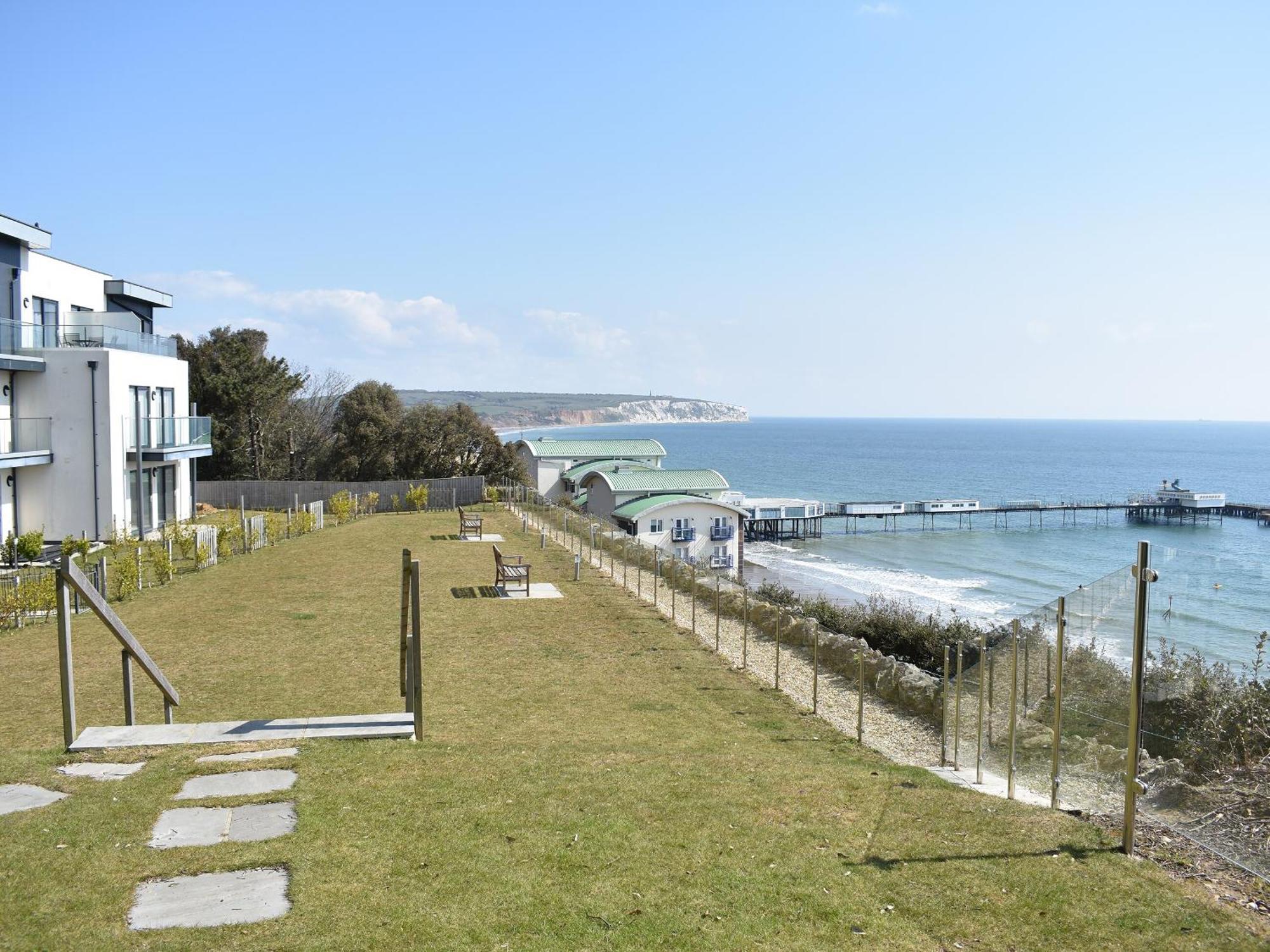 Seascape Apartment Sandown Exterior photo